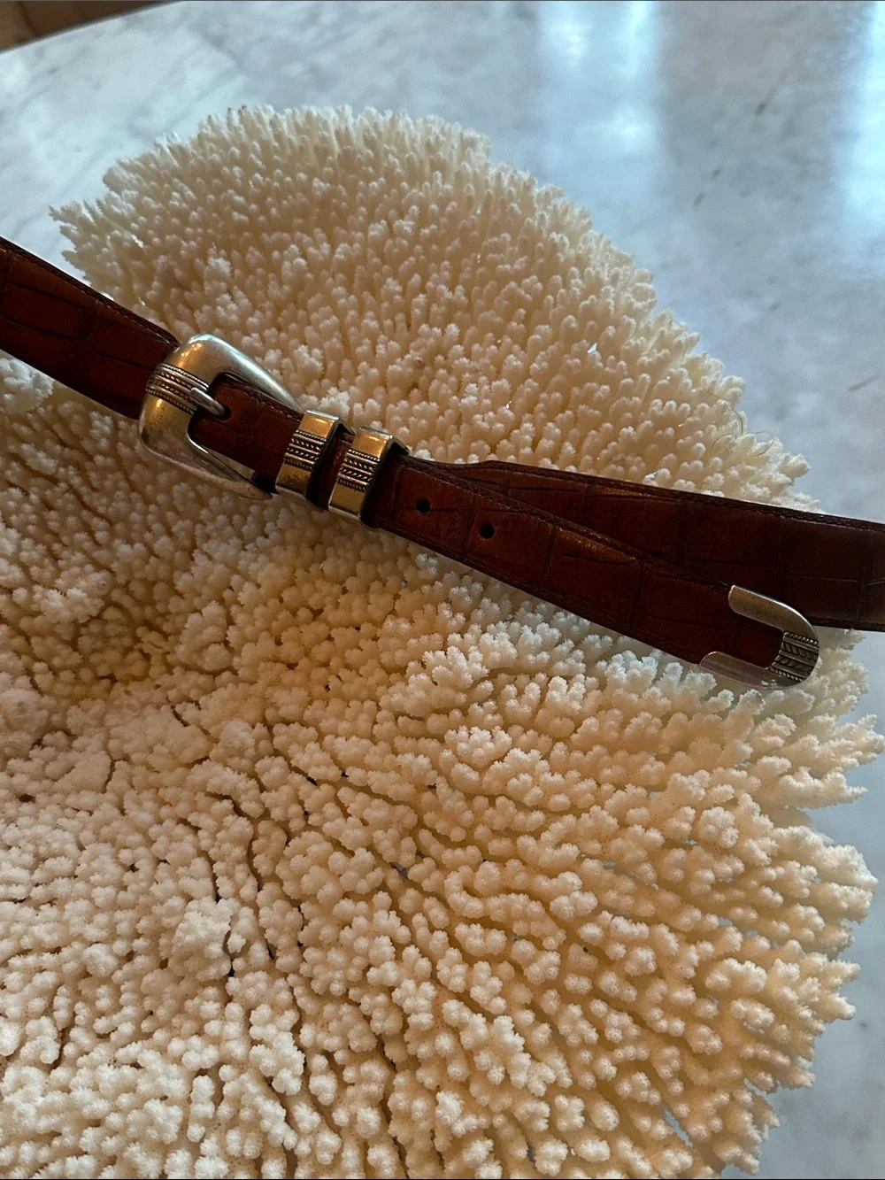 Jos. A. Bank, Alligator Embossed Leather Belt. Size:44